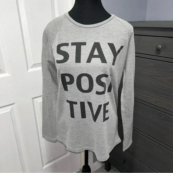 Zara Stay Positive  Top - Picture 1 of 4
